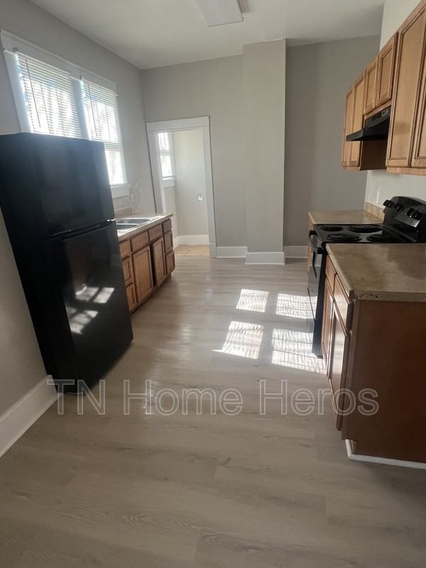 3003 Martin Luther King Jr Ave - Photo 3 of 11