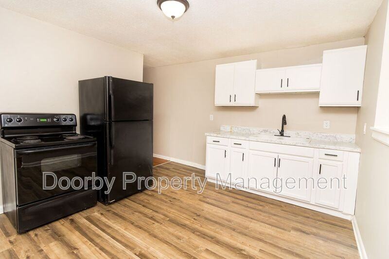 2215 Allin St #A - Photo 5 of 13