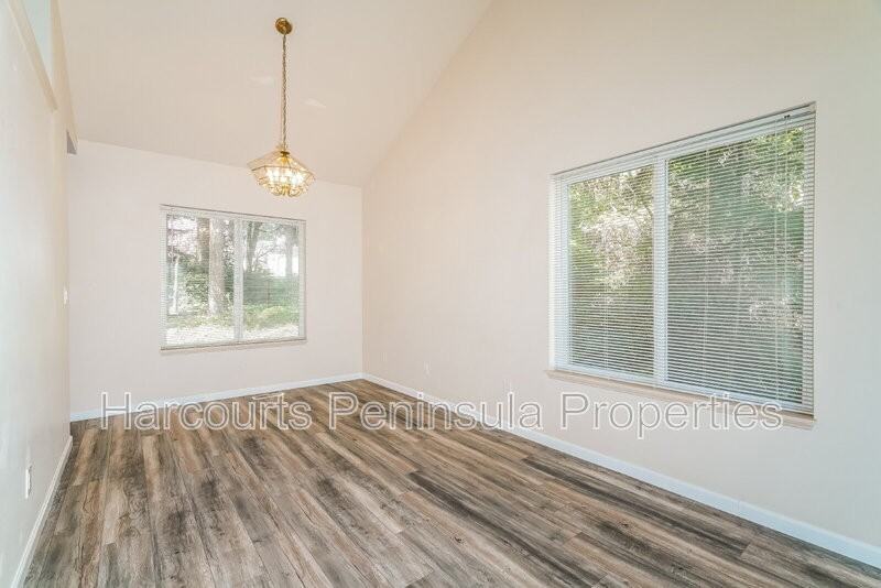 1119 Nw Poppy Ct - Photo 7 of 17