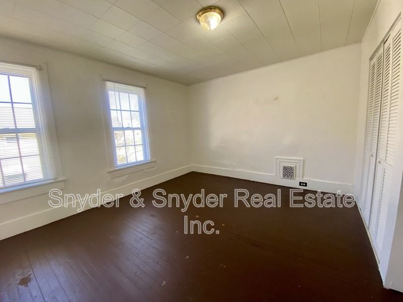 678 Kling St #UP - Photo 7 of 17