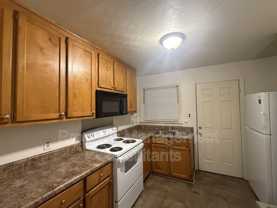 1002 Royal Avenue Florence Al - Photo 1 of 1