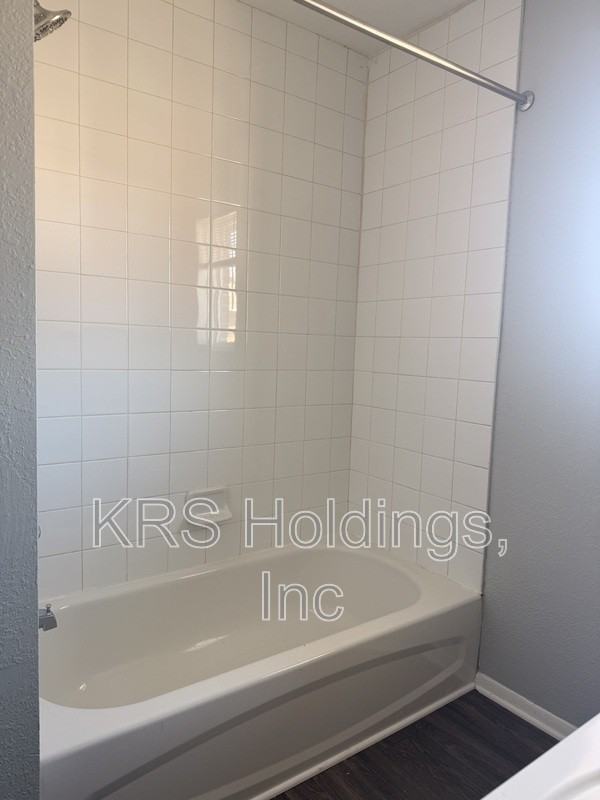 4263 Newsome Dr #4263 - Photo 4 of 5