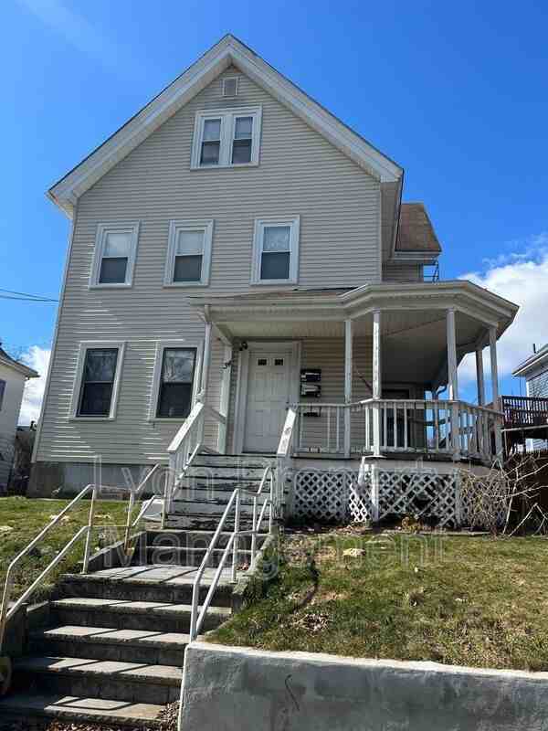 34 Hodges Ave #2 - Photo 3 of 21