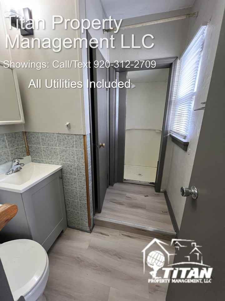 100 East Merrill Avenue - Photo 6 of 36