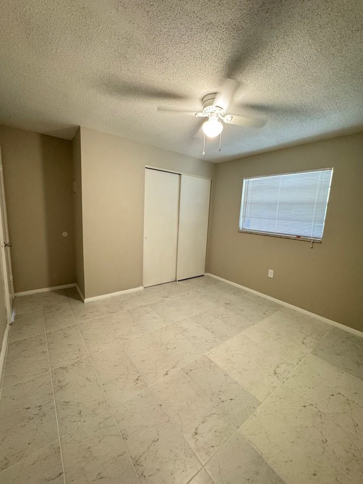 2147-2159 Franklin Street (ZFI) - Photo 4 of 6