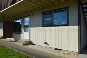 featured image of 810 S Nehalem St