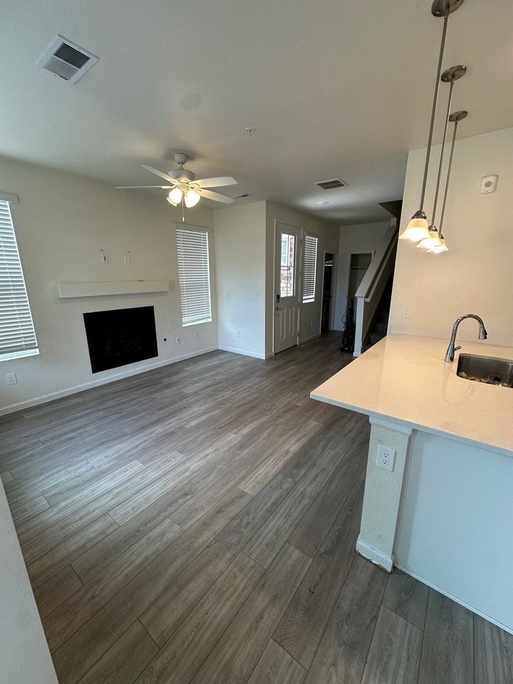 23724 E IDA PL - Photo 4 of 13