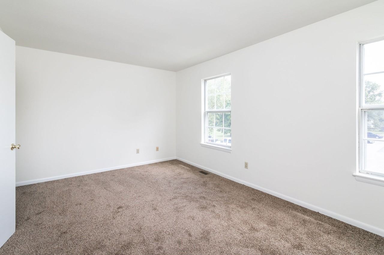 603 Riverside Drive - Photo 7 of 15