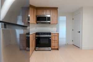 featured image of 988 164 Street