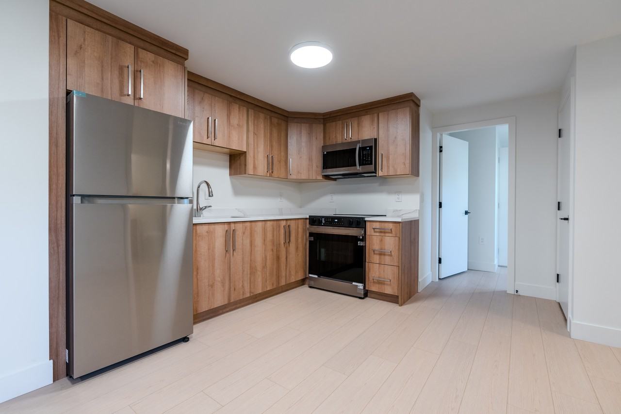 988 164 Street - Photo 4 of 16