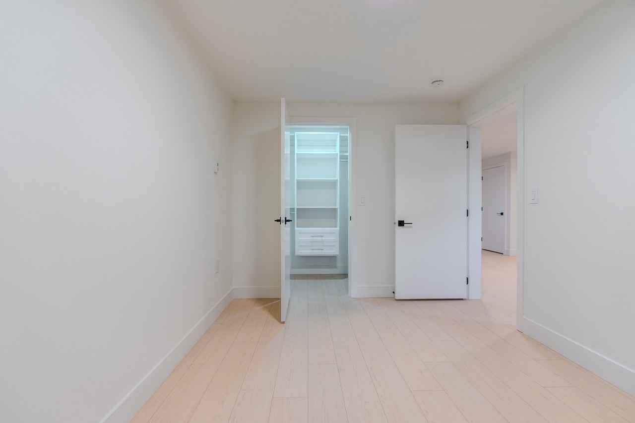 988 164 Street - Photo 6 of 16