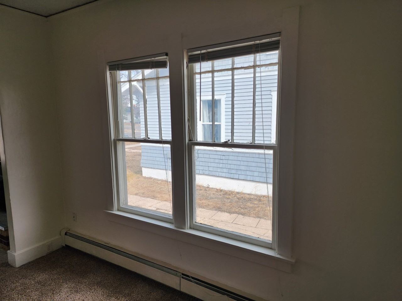 711 West 28th Street - Photo 7 of 10