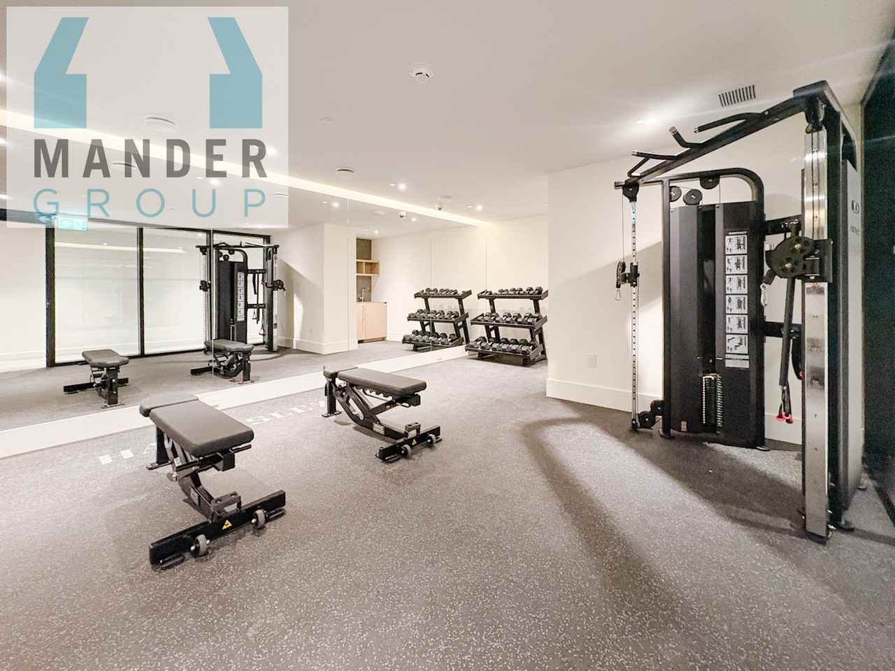 Hawksley - Photo 7 of 12