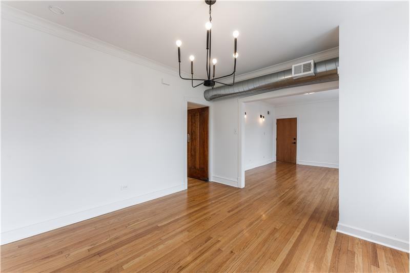 3838 W George St #2W - Photo 5 of 17