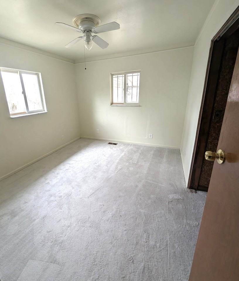 3619 HUGGINS - Photo 5 of 7