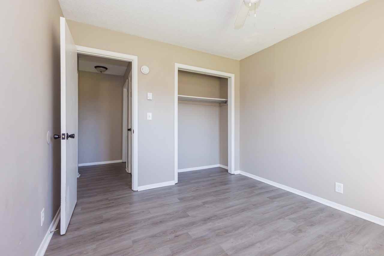 208 South Keystone Circle - Photo 5 of 8