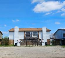 featured image of 3007 Lake Rd