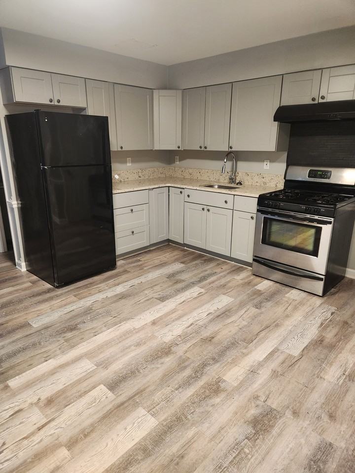 51 Ed Turner Lane, Apt 101, Harpers Ferry WV 25425 - Photo 3 of 11