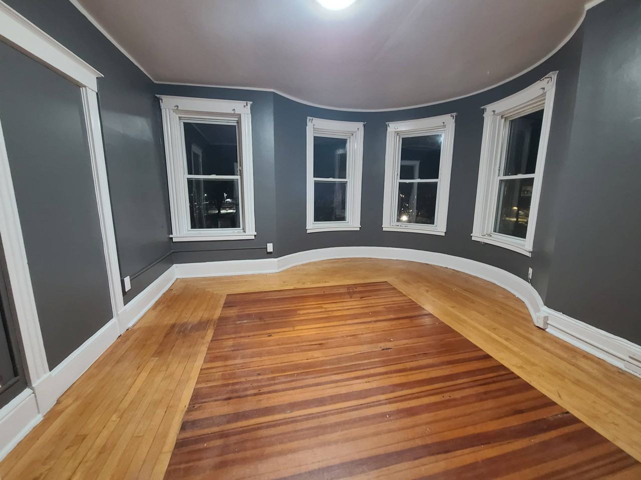 218 West Street - Photo 3 of 6