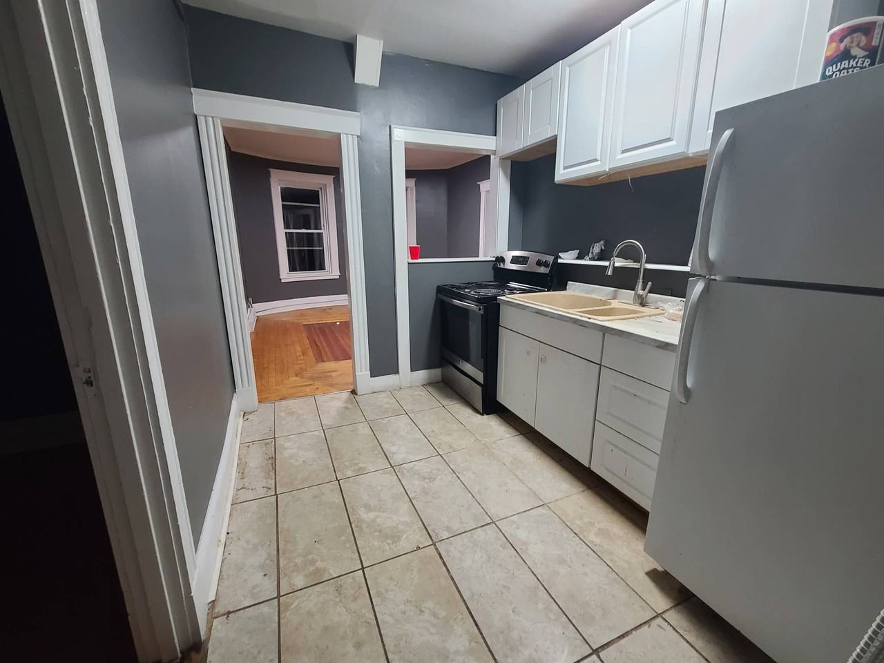 218 West Street - Photo 4 of 6