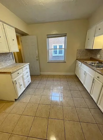 19212 Cliff St Lower - Photo 5 of 9