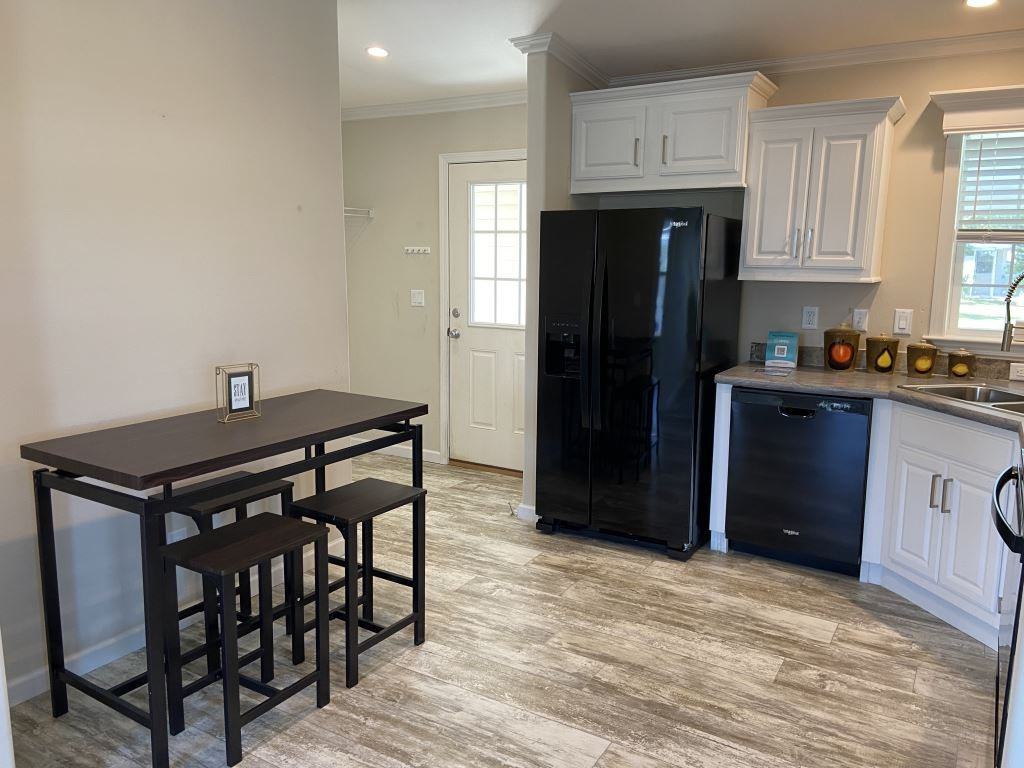 1405 82nd Ave #19 - Photo 3 of 36