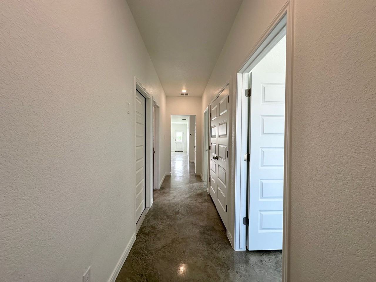 2007 Bear Grass Ridge Rd - Photo 3 of 32