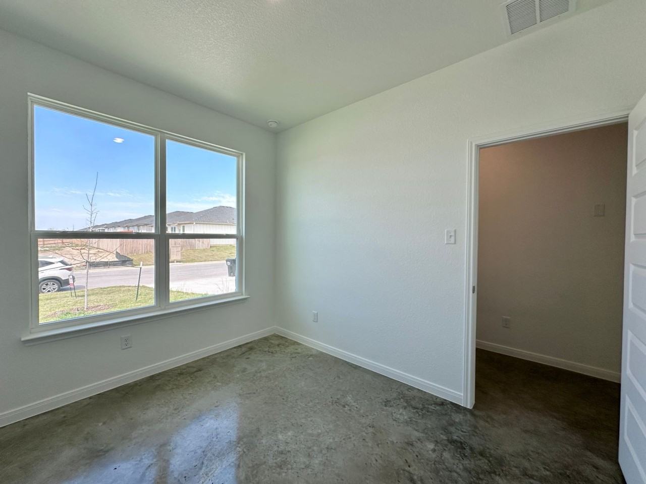 2007 Bear Grass Ridge Rd - Photo 6 of 32