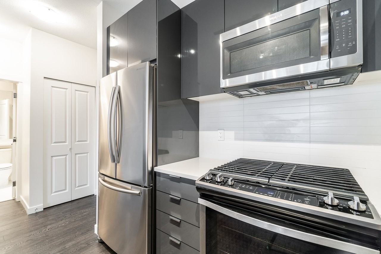 15317 33 Avenue #406 - Photo 6 of 29