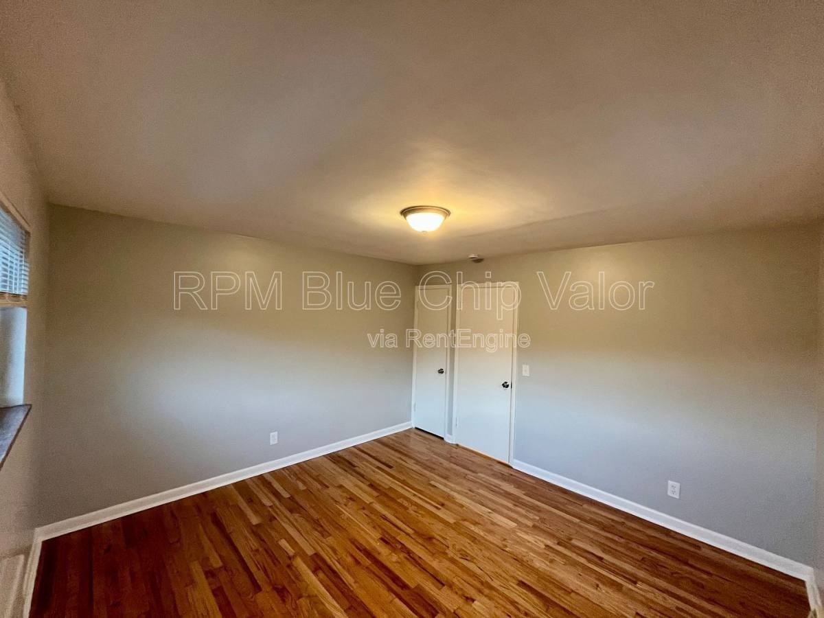 2739 Lafeuille Ave #2 - Photo 7 of 8