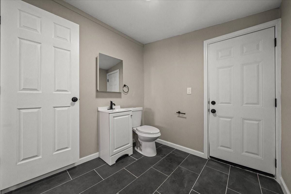 6324 Indiana Ave - Photo 2 of 9