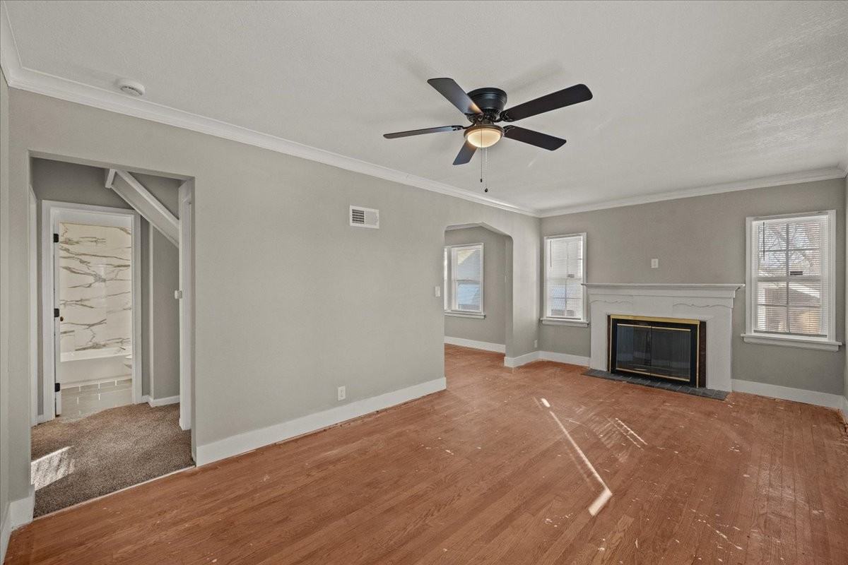 6324 Indiana Ave - Photo 4 of 9