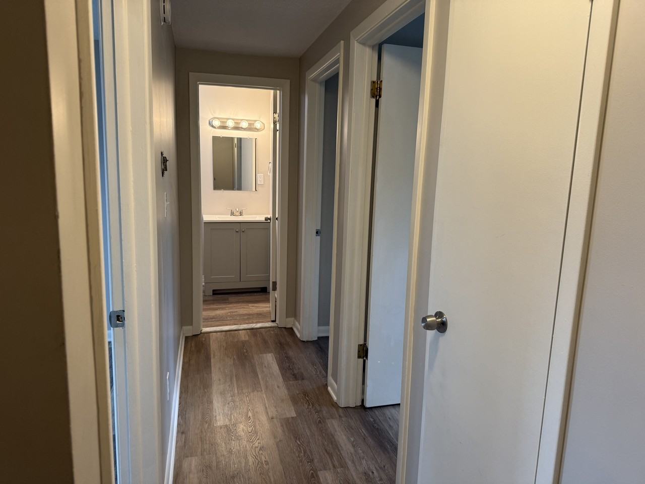 4323 Belmont Dr #4323 - Photo 3 of 21