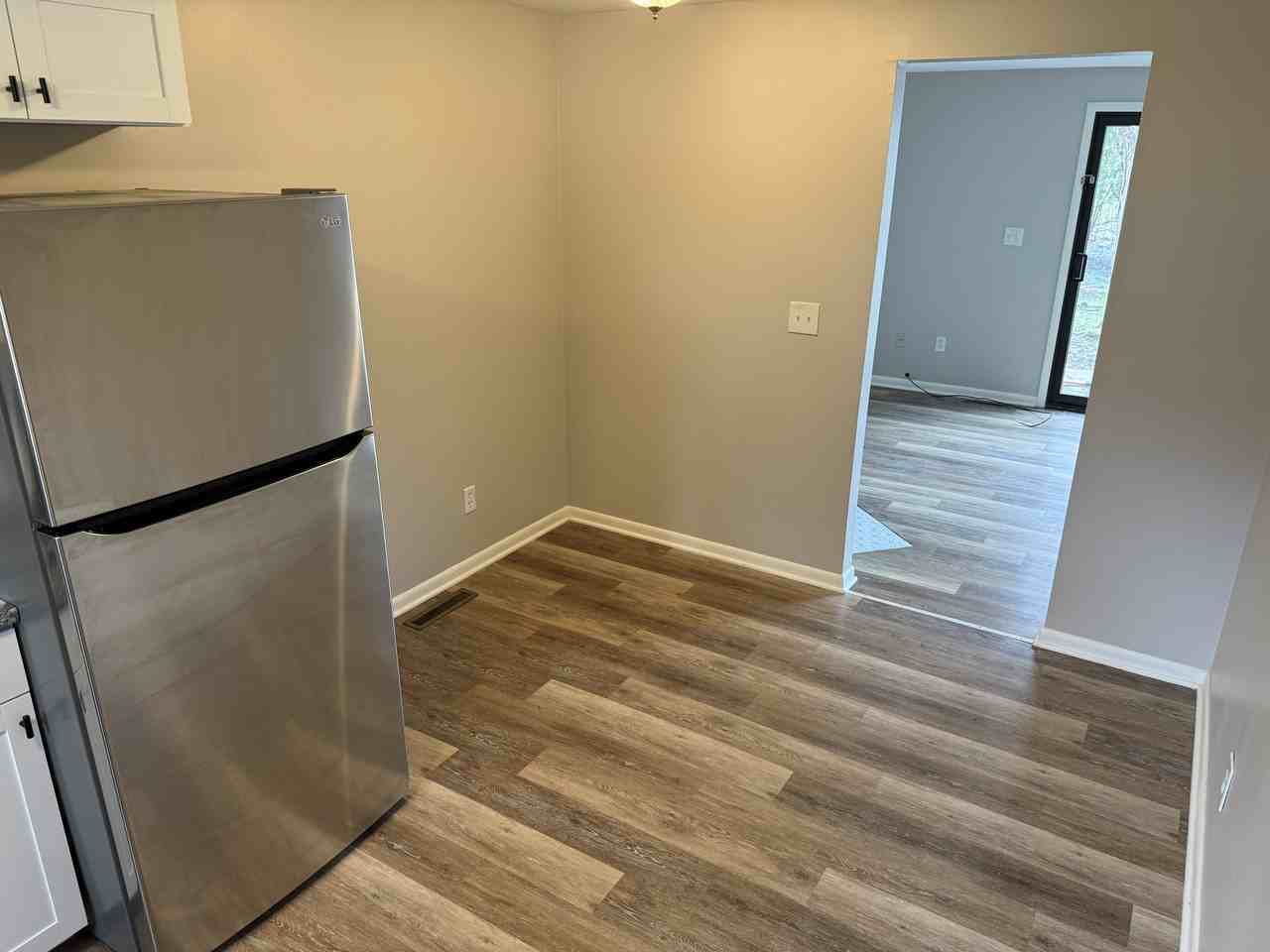 4323 Belmont Dr #4323 - Photo 4 of 21