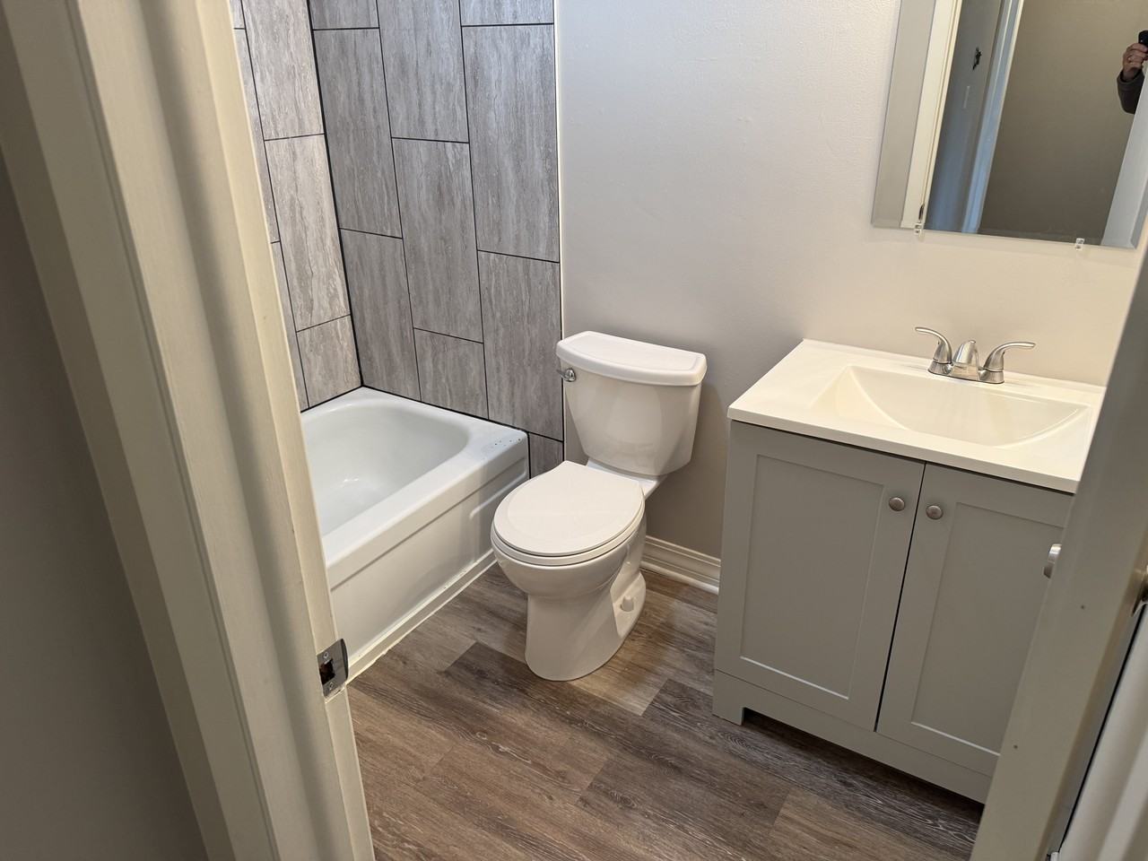 4323 Belmont Dr #4323 - Photo 5 of 21