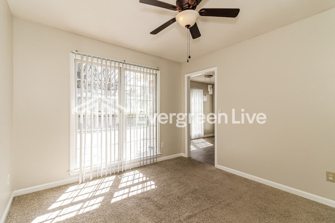5170 Glendora Dr - Photo 3 of 5