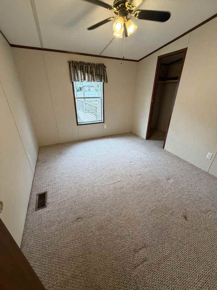 38 Barnett Ln - Photo 5 of 17