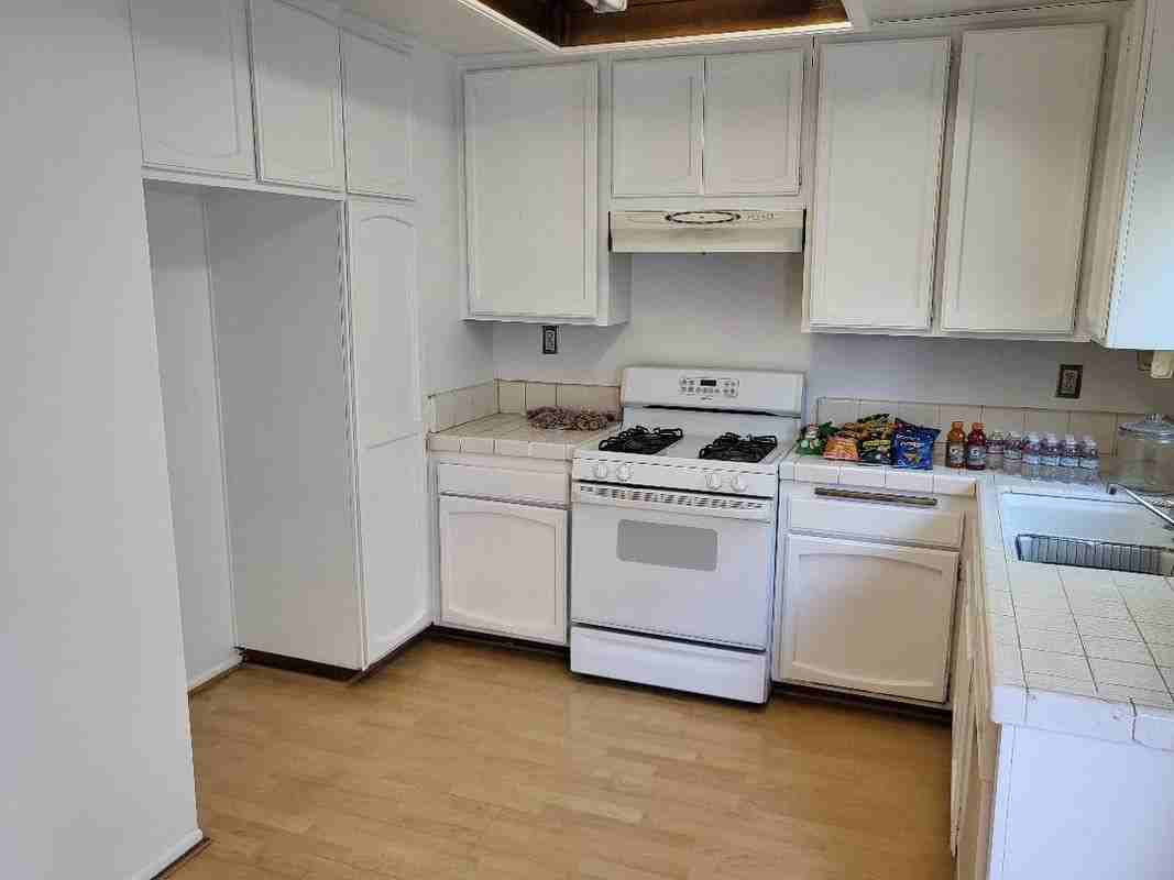 19231 Sherman Way - Photo 6 of 7