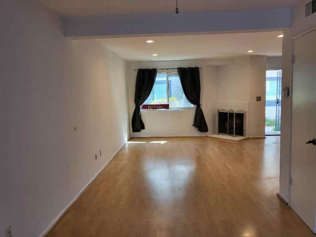 19231 Sherman Way - Photo 7 of 7