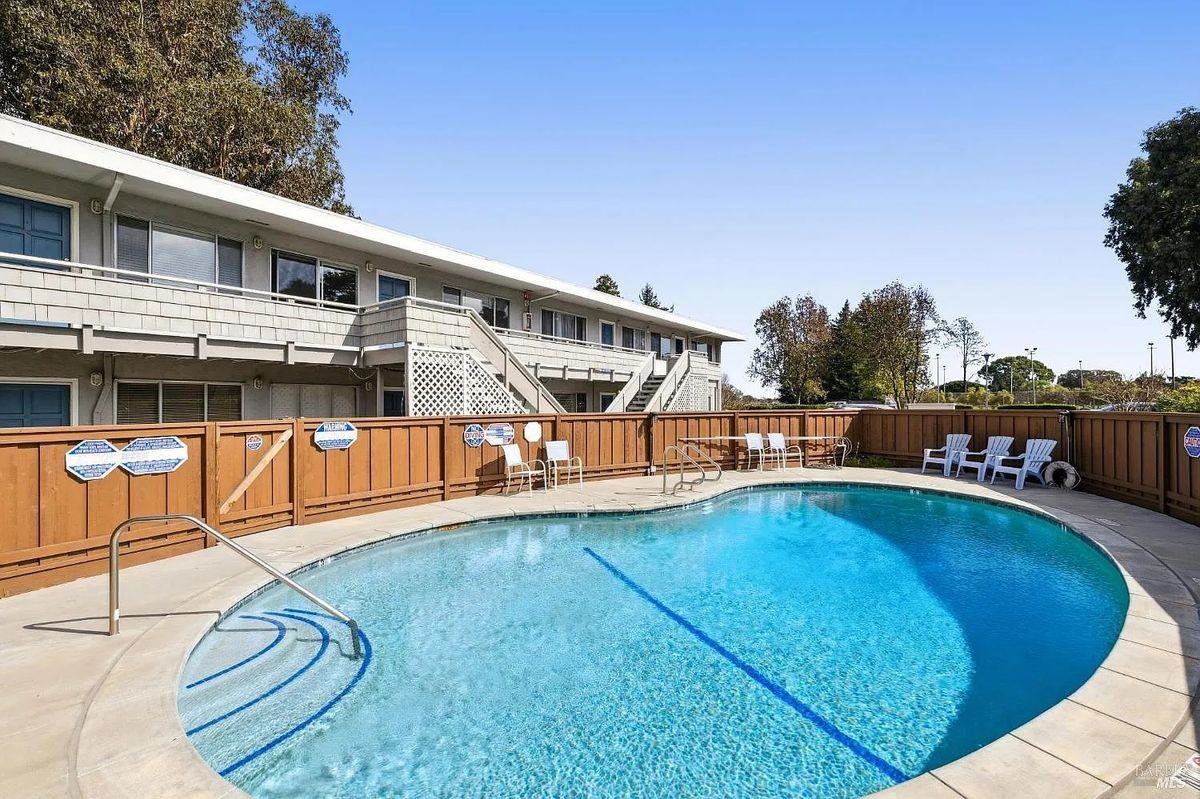 61 Pixley Ave ##11 - Photo 2 of 13