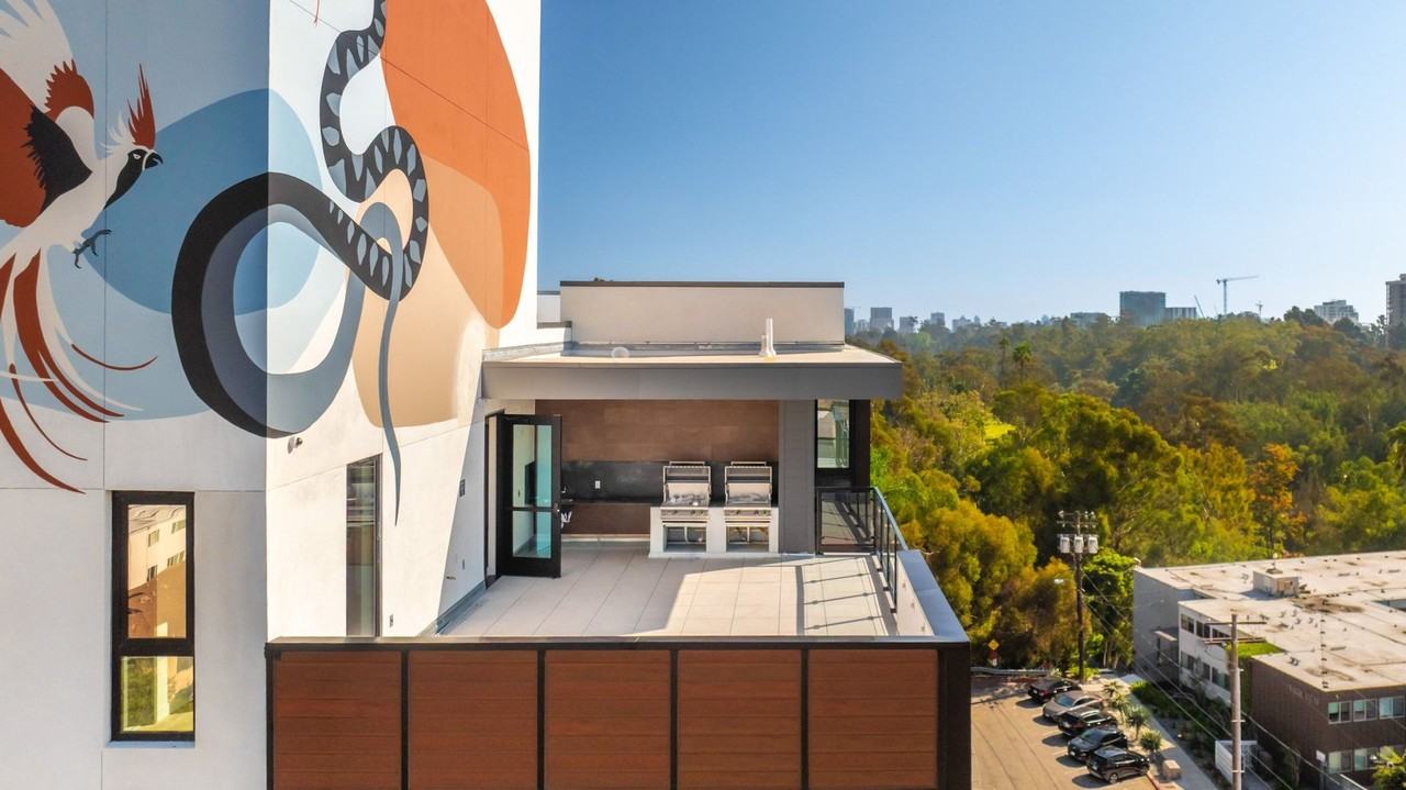 10th and Robinson - Photo 2 of 15