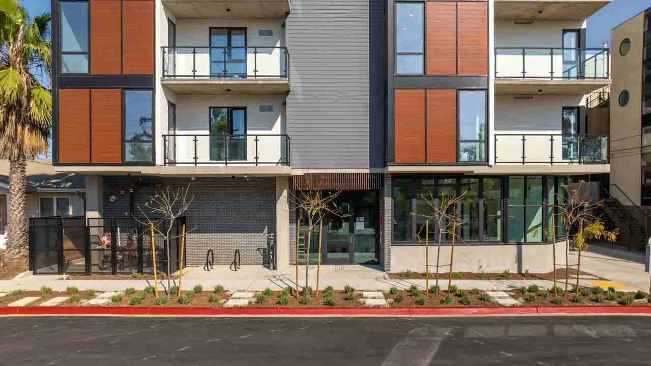 10th and Robinson - Photo 3 of 15