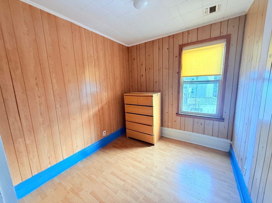 71 Passaic St - Photo 4 of 12