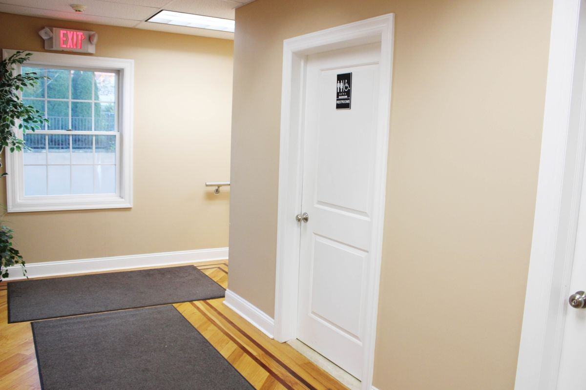 358 Midland Ave - Photo 5 of 7