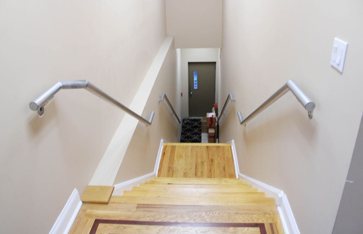 358 Midland Ave - Photo 6 of 7