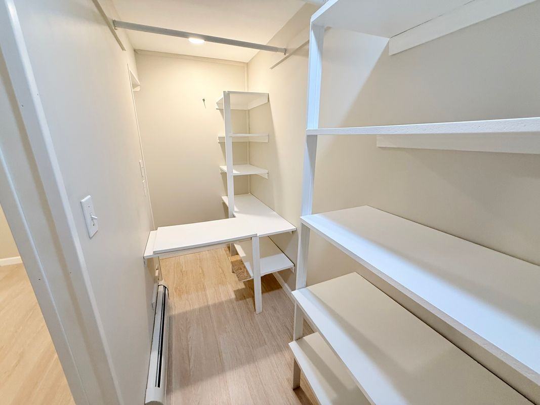 47 Lester St - Photo 7 of 17