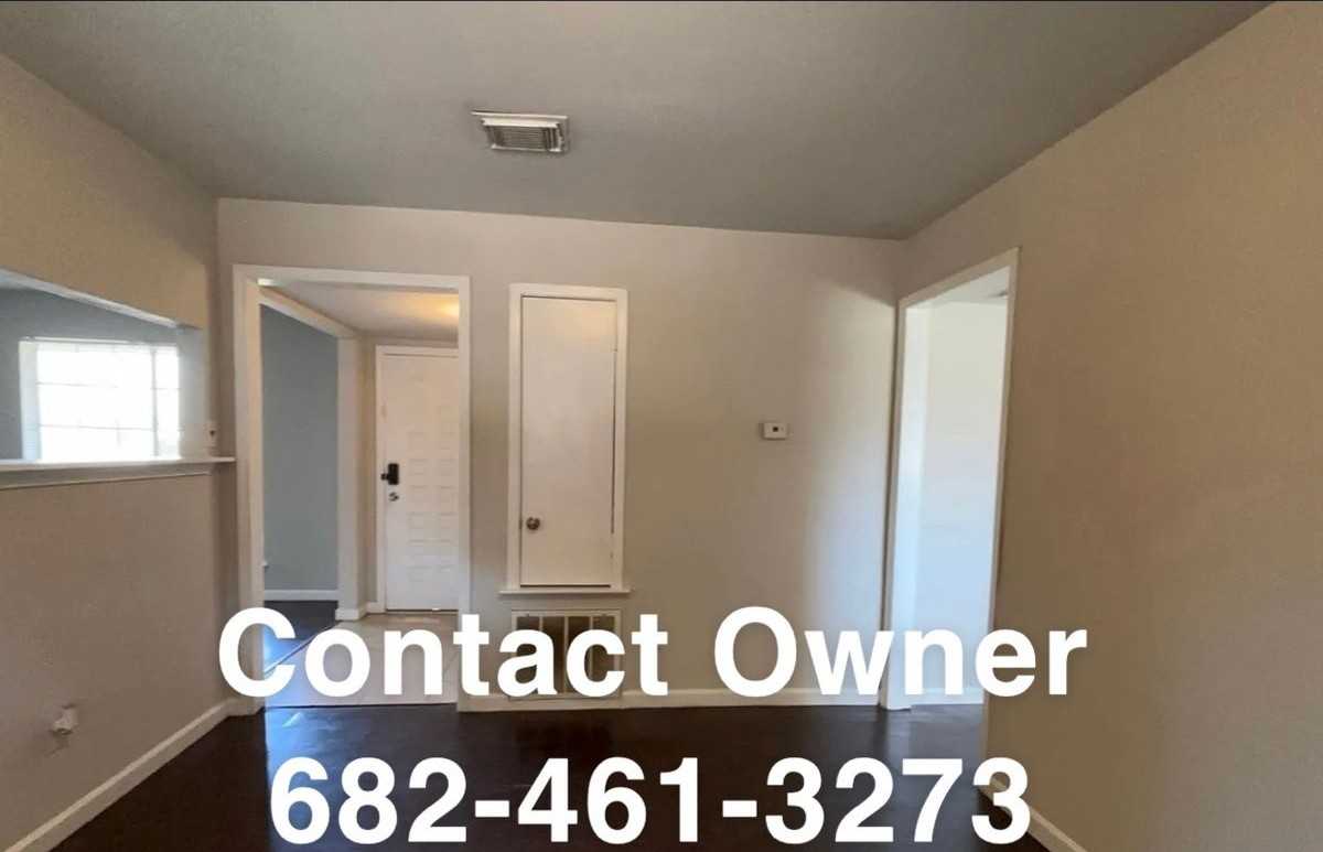 1734 Palmdale St - Photo 2 of 8