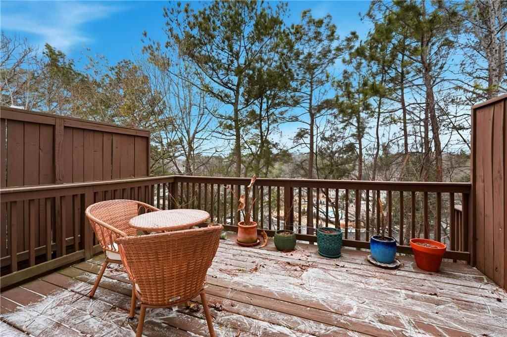 1149 Liberty Pkwy Nw - Photo 2 of 25