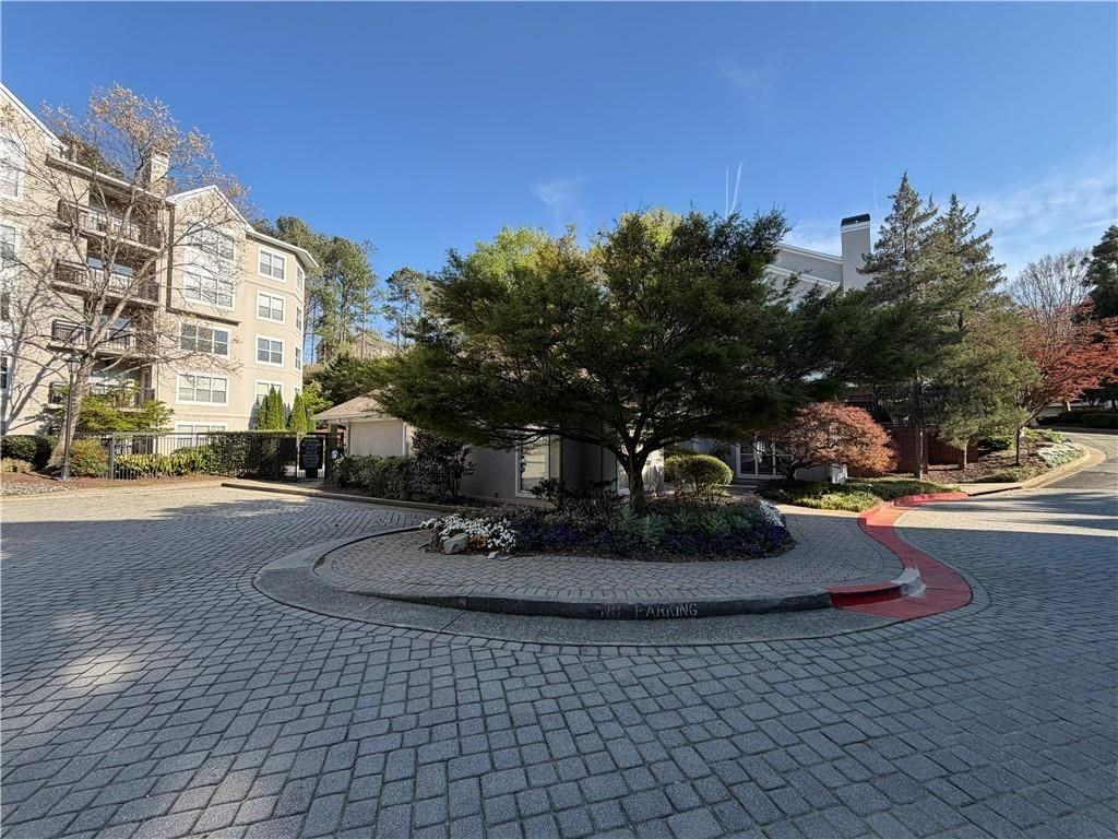 2511 River Green Dr Nw - Photo 2 of 37