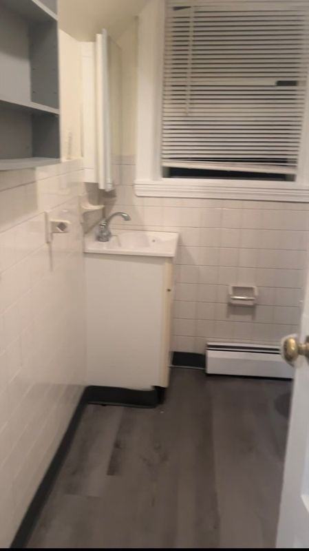 19 Barney Ave - Photo 4 of 6